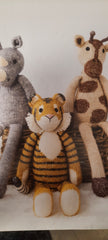 Knitted Wild Animal Friends Book