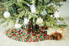 Stylecraft Winter Magic XL Super Chunky Pattern 10029 - Xmas Tree Skirt & Stocking