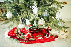 Stylecraft Winter Magic XL & Merry Go Round XL Super Chunky Crochet Pattern 10030 - Xmas Tree Skirt & Stocking