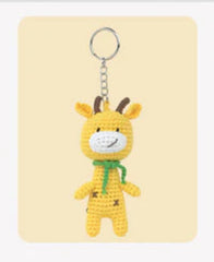 Gigi the Giraffe Mini Amigurumi Keyring Kit