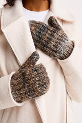 Sirdar Jewelspun with Wool Chunky Pattern 10808 - Marbled Hat & Mittens