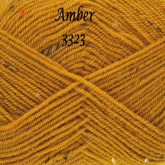 King Cole Big Value Tweed DK Pattern 5712 - Bed Runner & Cushions
