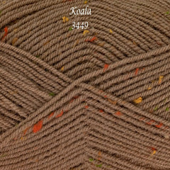 King Cole Big Value Tweed DK Pattern 5712 - Bed Runner & Cushions