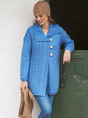 Hayfield 16 Favourite Aran Knits Book 527