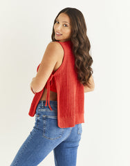 Sirdar Stories DK Pattern 10538 - "Top of the Bill" Tabard