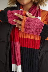 Sirdar Stories DK Pattern 10580 - Hat, Scarf & Mitts